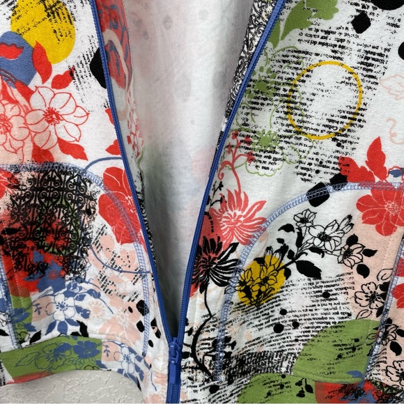 ONQUE CASUALS Floral Lightweight Oversized Zip-Up Jacket Size Small - Picture 5 of 10